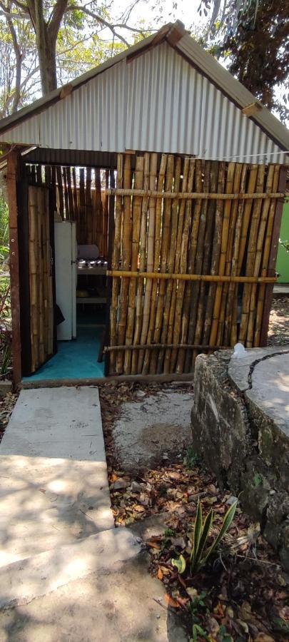 Villas Del Carmen Hostal 帕伦克 外观 照片